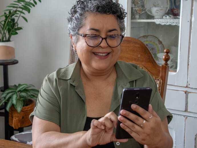 women using cell phone